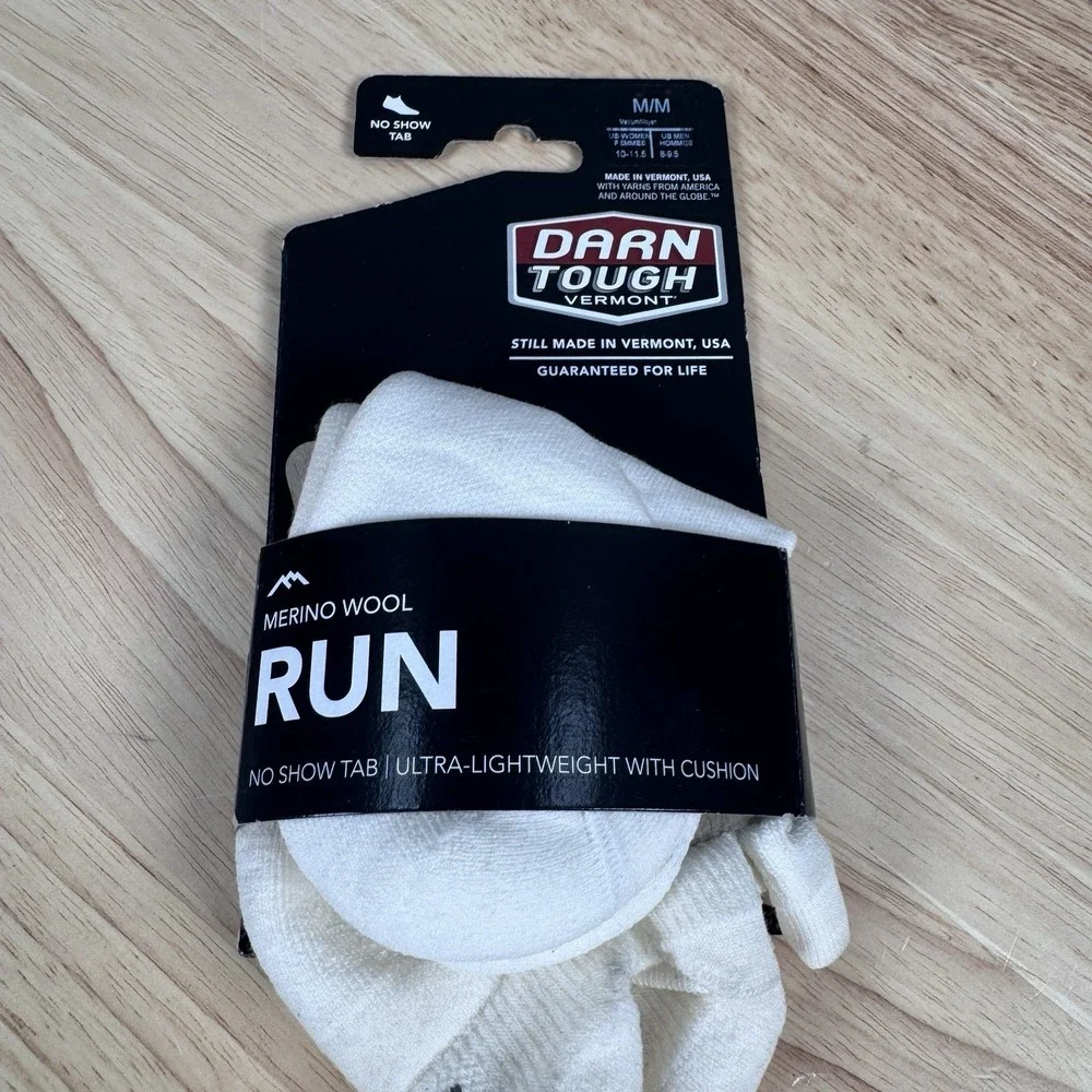 Darn Tough 1039 White Mens M 8-9.5 No Show Tab Merino Wool Running Socks